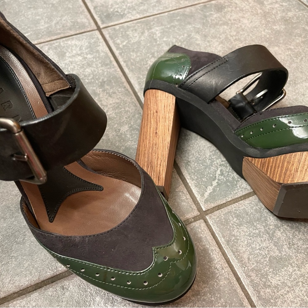Marni Green and Black Heels with Wooden Accents